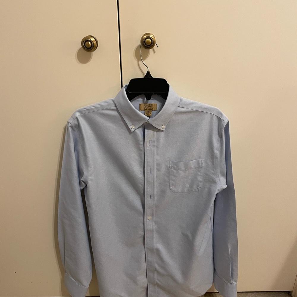 Class club. Light blue shirt